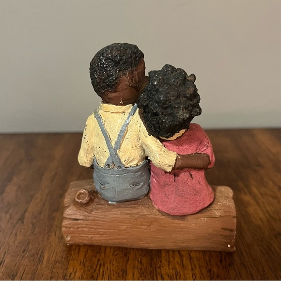"All God's Children" figurine created by artist Miss Eula, aka Janie Phillips. - Picture 2 of 7
